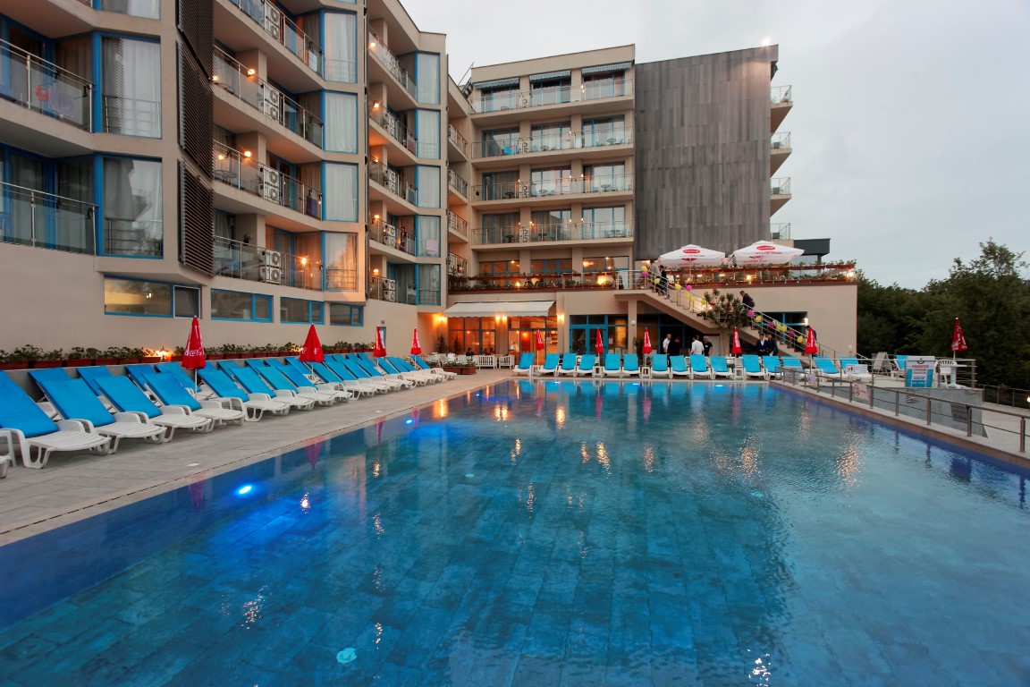 SLAVEY_HOTEL_NISIPURILE_DE_AUR_BULGARIA_AIR_TOUR_TRAVEL 